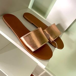Loft - Women’s - Gold - Flip Flops